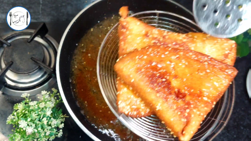 13th step of Crepe Chicken Samosa Recipe By The Sp