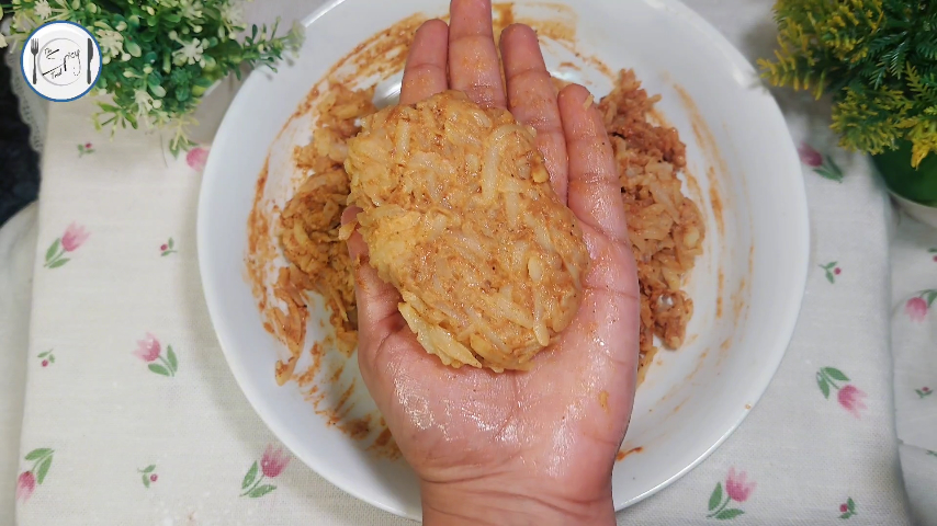 6th step of Hash Brown Recipe By The Spicy Trail