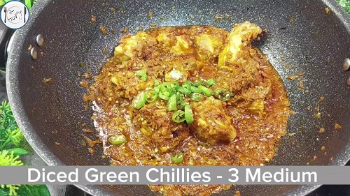 7th step of Alu Chicken Palak