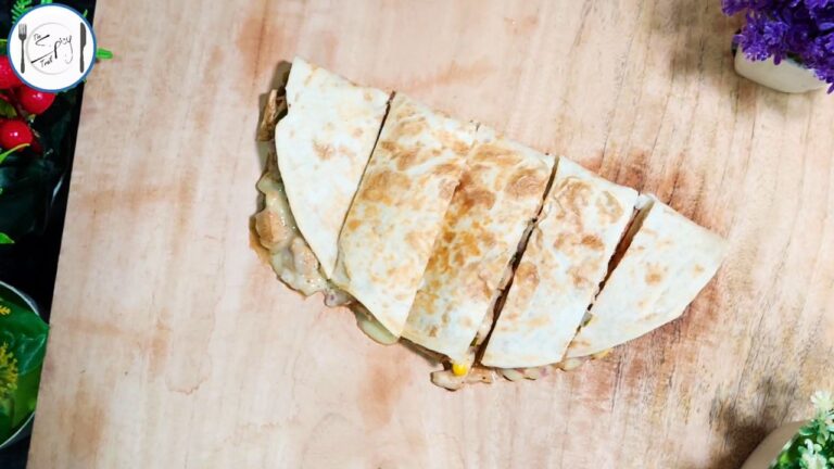 Chicken Quesadilla Recipe By The Spicy Trail | Mexican Quesadilla Recipe | Cheese Quesadilla