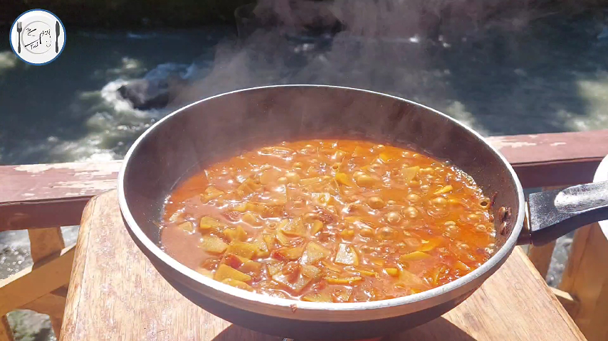 4th step of Aloo Anday Breakfast Recipe By The Spicy Trail Cooked at Dowarian, Kashmir Outdoor Cooking Travel Diaries 1.0