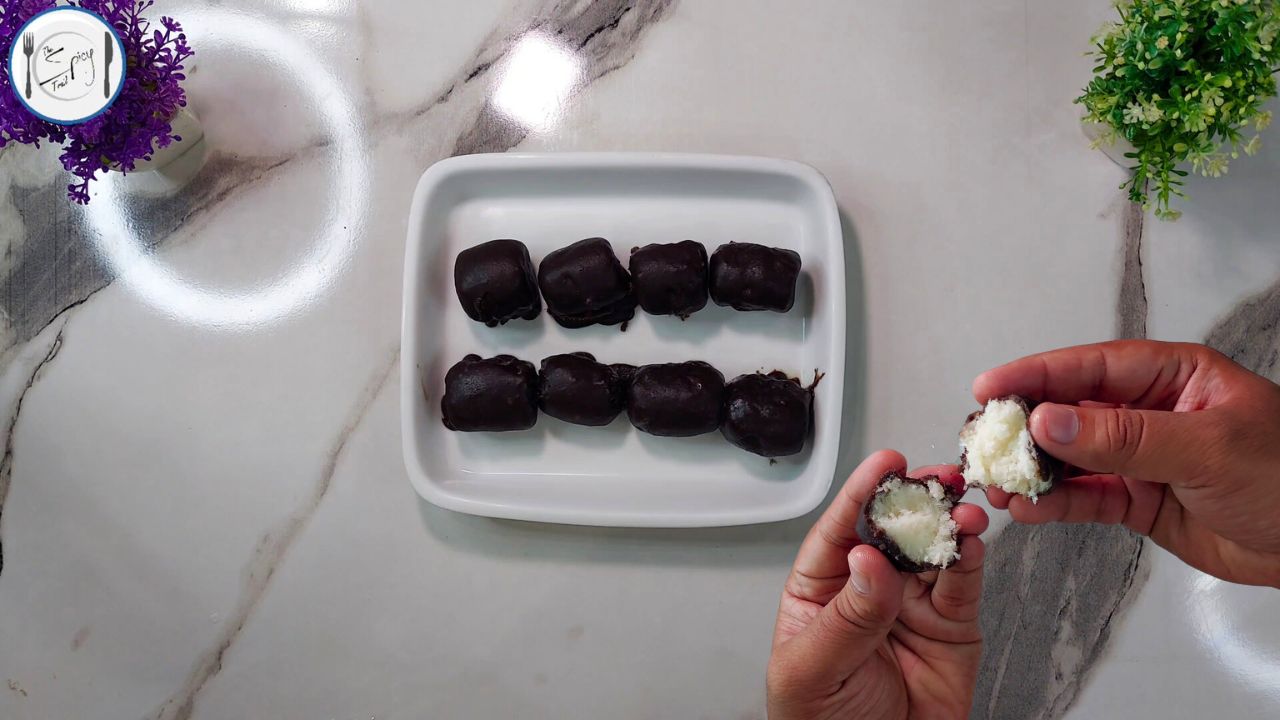 Bounty Bars Recipe By The Spicy Trail | Coconut Chocolate - The Spicy Trail