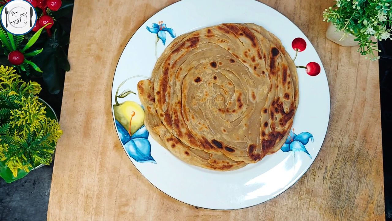 Featured Image of Lachha Paratha Recipe By The Spicy Trail Lachedar Paratha Easy Laccha Paratha