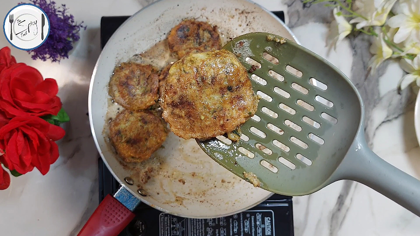 6th step of Aloo Tikki Recipe By The Spicy Trail Potato Cutlet Recipe Aloo Cutlet Recipe Aloo Kabab Recipe