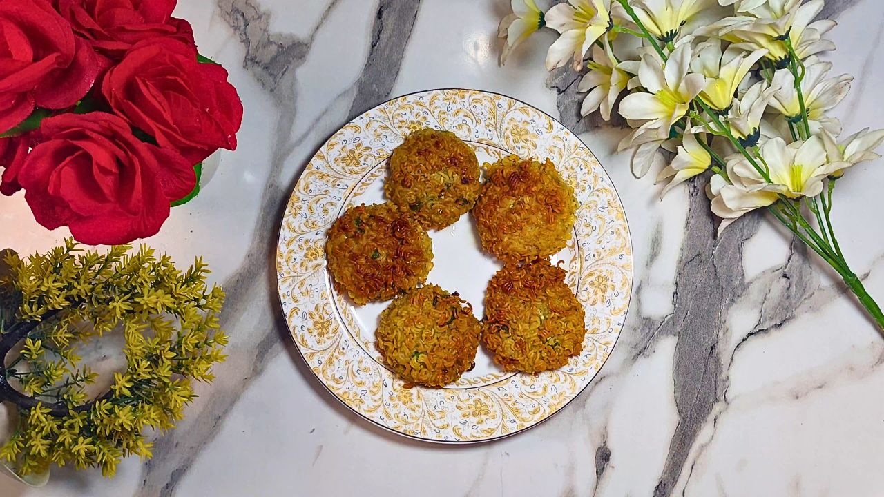 Featured Image of Veg Noodles Cutlet Recipe By The Spicy Trail Noodles Kabab Ramzan Special Potato Cutlets Recipe