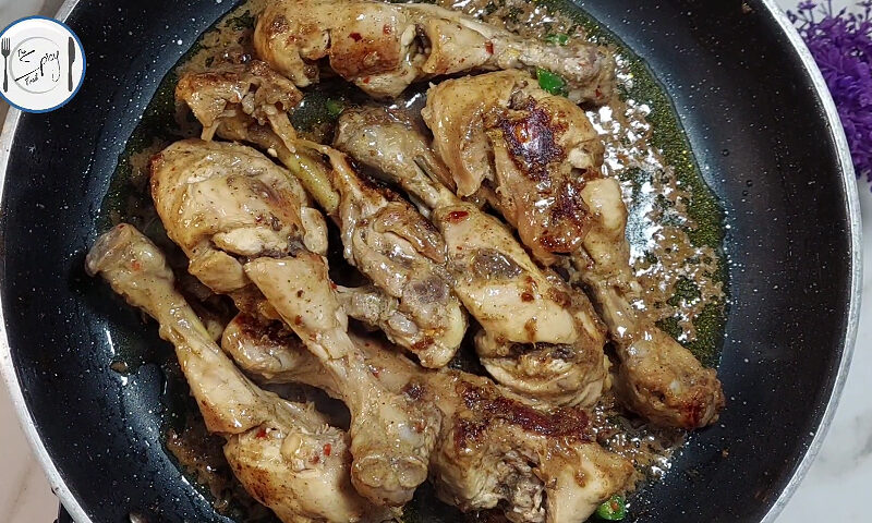 Tawa Chicken Recipe By The Spicy Trail | Pan Grilled Drumsticks